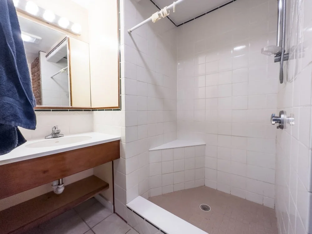 4 bed, 2 bath apartment for rent at 103 Cedarstreet Unit -, Roxbury — photo 20 of 30