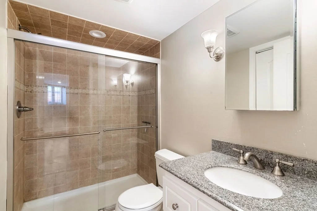 2 bed, 1 bath apartment for rent at 103 Charter St Unit 1, North End — photo 14 of 16