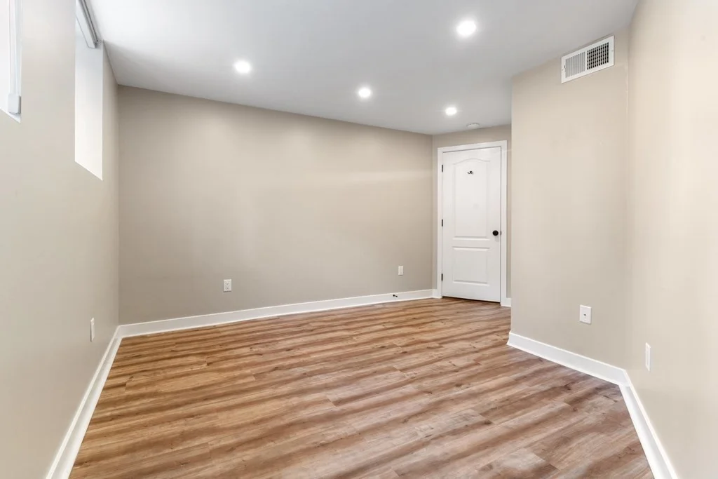 2 bed, 1 bath apartment for rent at 103 Charter St Unit 1, North End — photo 13 of 16