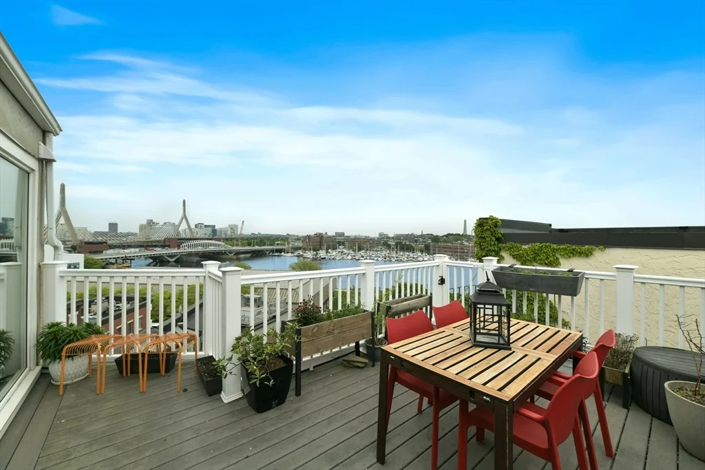 3 bed, 2 bath apartment for rent at 103 Charter St Unit 5, North End — photo 11 of 26