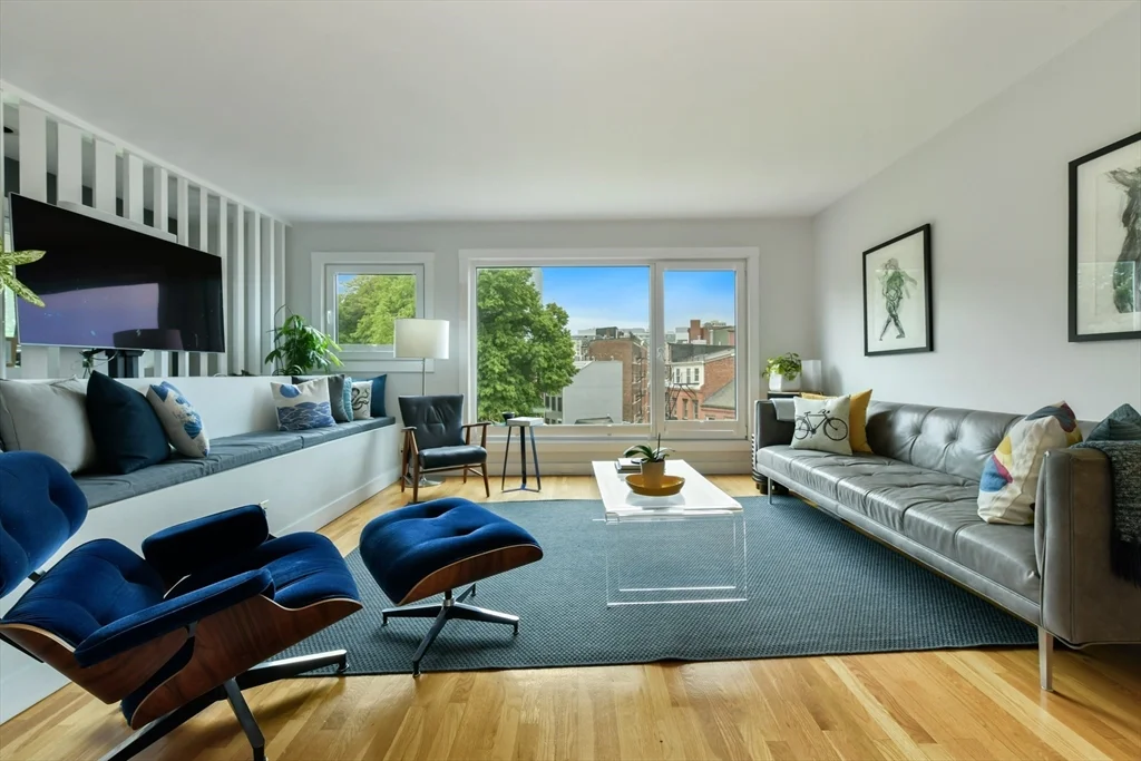 3 bed, 2 bath apartment for rent at 103 Charter St Unit 5, North End — photo 2 of 26