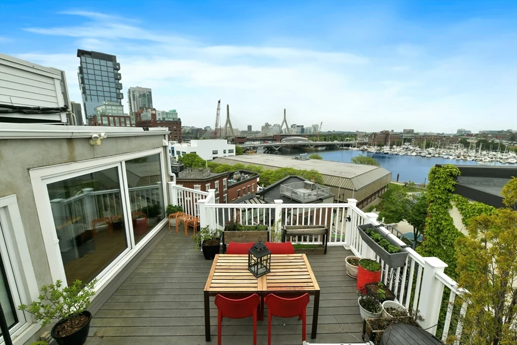 3 bed, 2 bath apartment for rent at 103 Charter St Unit 5, North End — photo 10 of 26