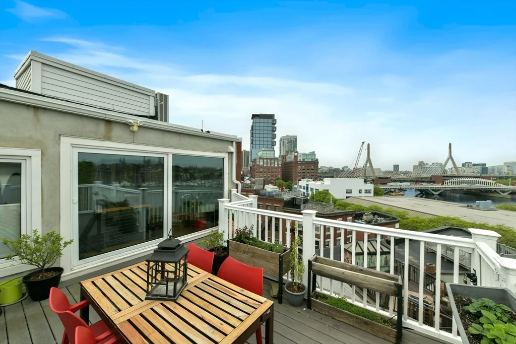3 bed, 2 bath apartment for rent at 103 Charter St Unit 5, North End — photo 12 of 26