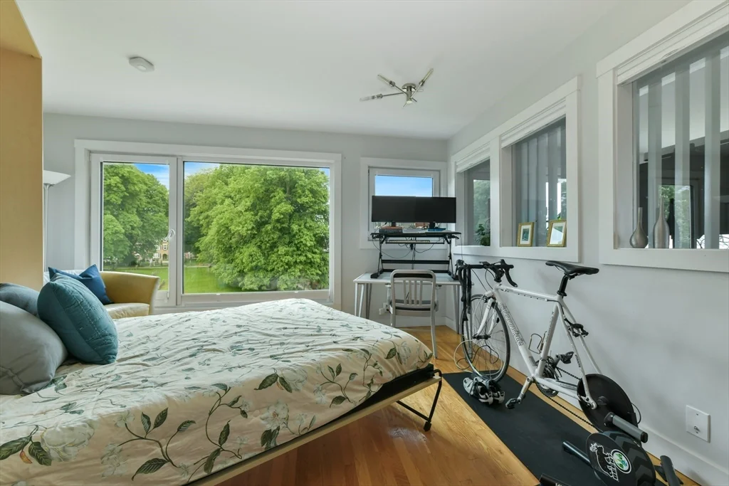 3 bed, 2 bath apartment for rent at 103 Charter St Unit 5, North End — photo 18 of 26