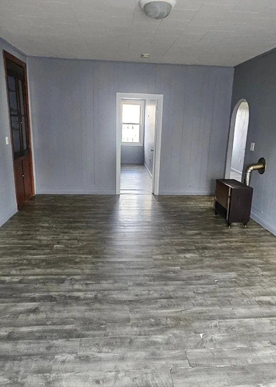 3 bed, 1 bath apartment for rent at 103 Covel St Unit 3, Fall River — photo 3 of 11