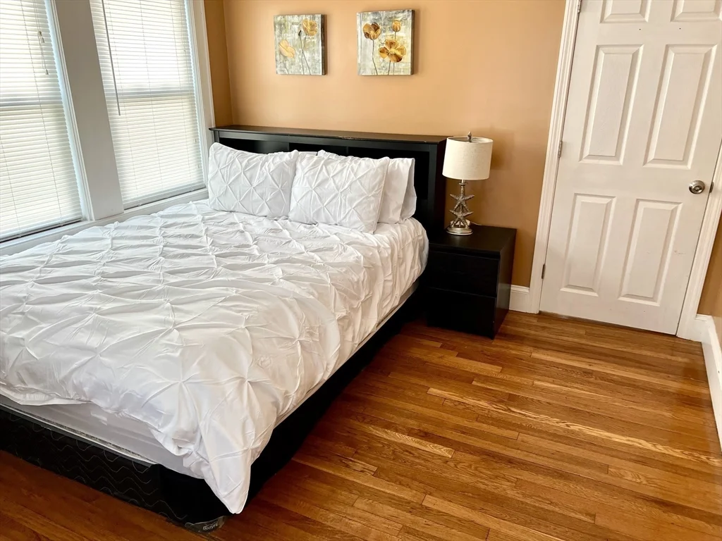 2 bed, 1 bath apartment for rent at 103 East Squantum St Unit 2, North Quincy — photo 6 of 9