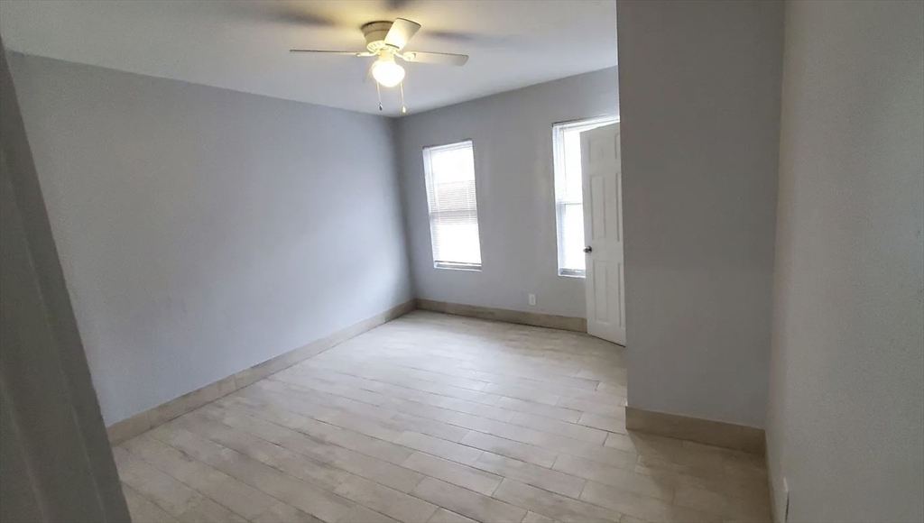 2 bed, 1 bath apartment for rent at 103 Erie Unit 1, Dorchester — photo 4 of 8