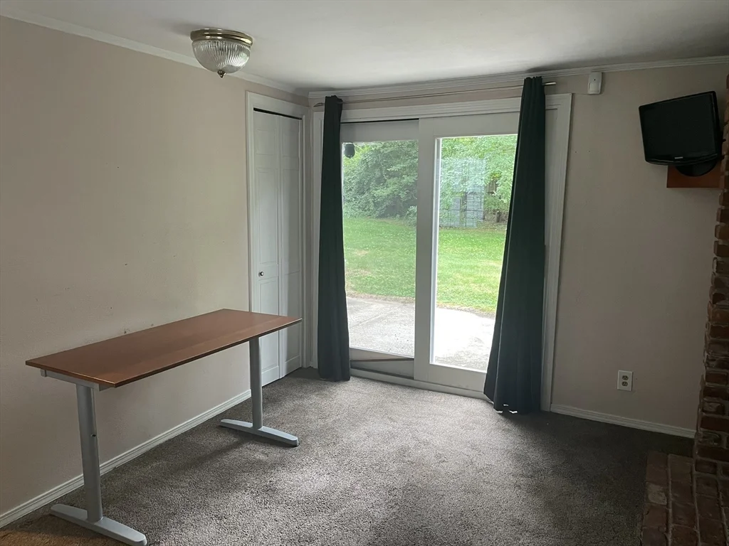 2 bed, 1 bath apartment for rent at 103 Fairview Unit 103, Longmeadow — photo 12 of 16