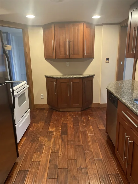 2 bed, 1 bath apartment for rent at 103 Fairview Unit 103, Longmeadow — photo 5 of 16