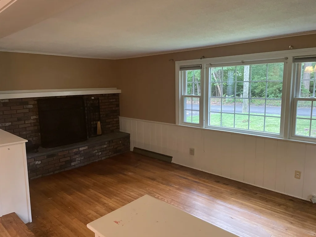 2 bed, 1 bath apartment for rent at 103 Fairview Unit 103, Longmeadow — photo 10 of 16