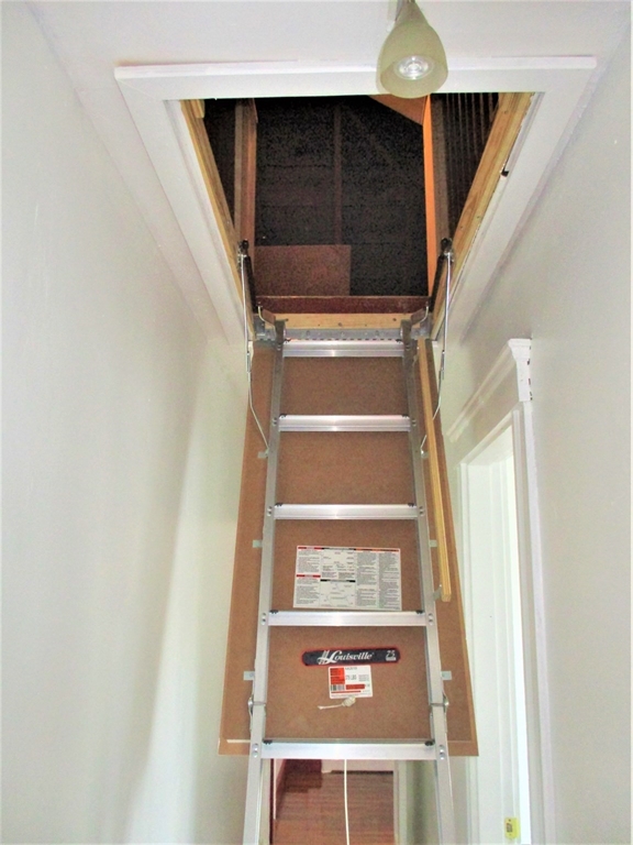 2 bed, 1 bath apartment for rent at 103 Faxon St Unit 103, Nonantum — photo 10 of 13