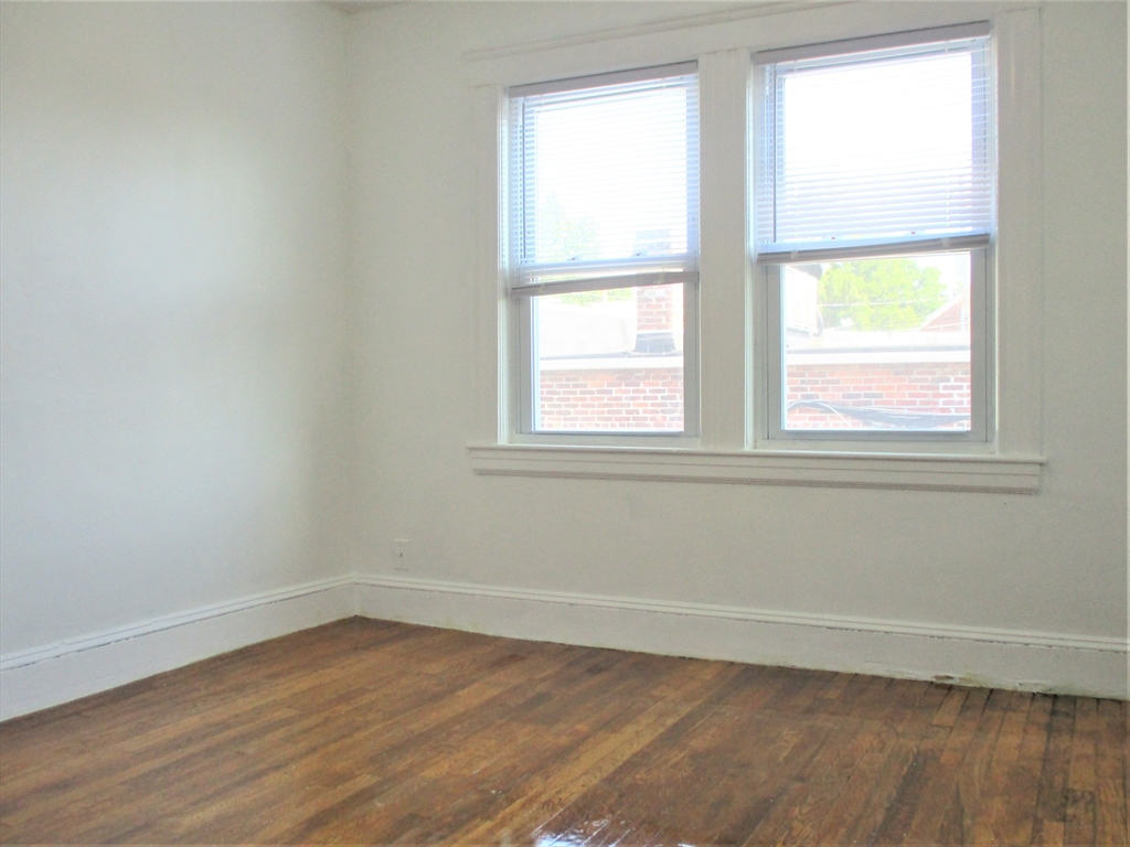 2 bed, 1 bath apartment for rent at 103 Faxon St Unit 103, Nonantum — photo 5 of 13