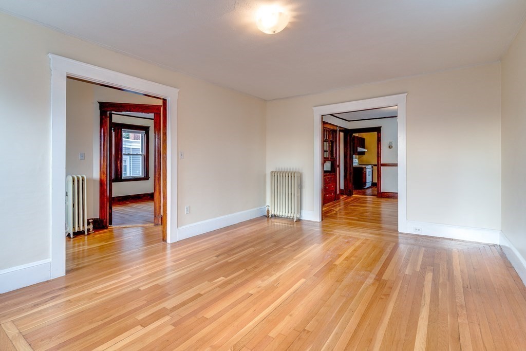 3 bed, 1 bath apartment for rent at 103 Fuller St Unit 2, Dorchester — photo 4 of 20