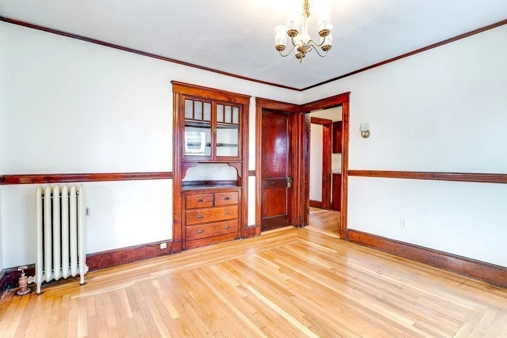 3 bed, 1 bath apartment for rent at 103 Fuller St Unit 3, Boston — photo 8 of 21