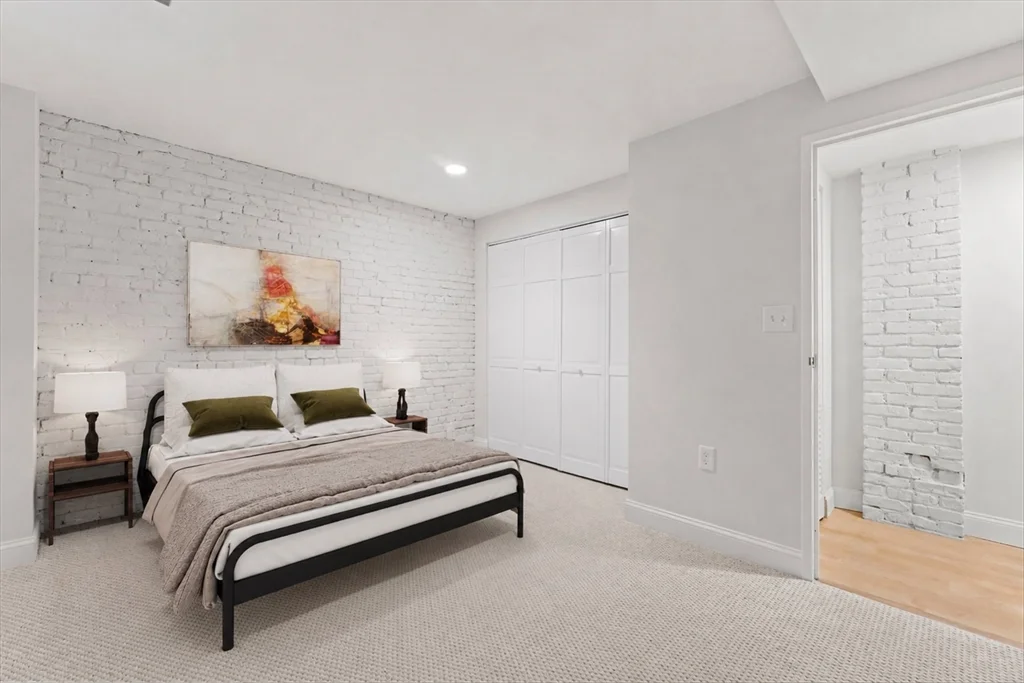 2 bed, 1 bath apartment for rent at 103 Gainsborough St Unit 102, Fenway — photo 5 of 35