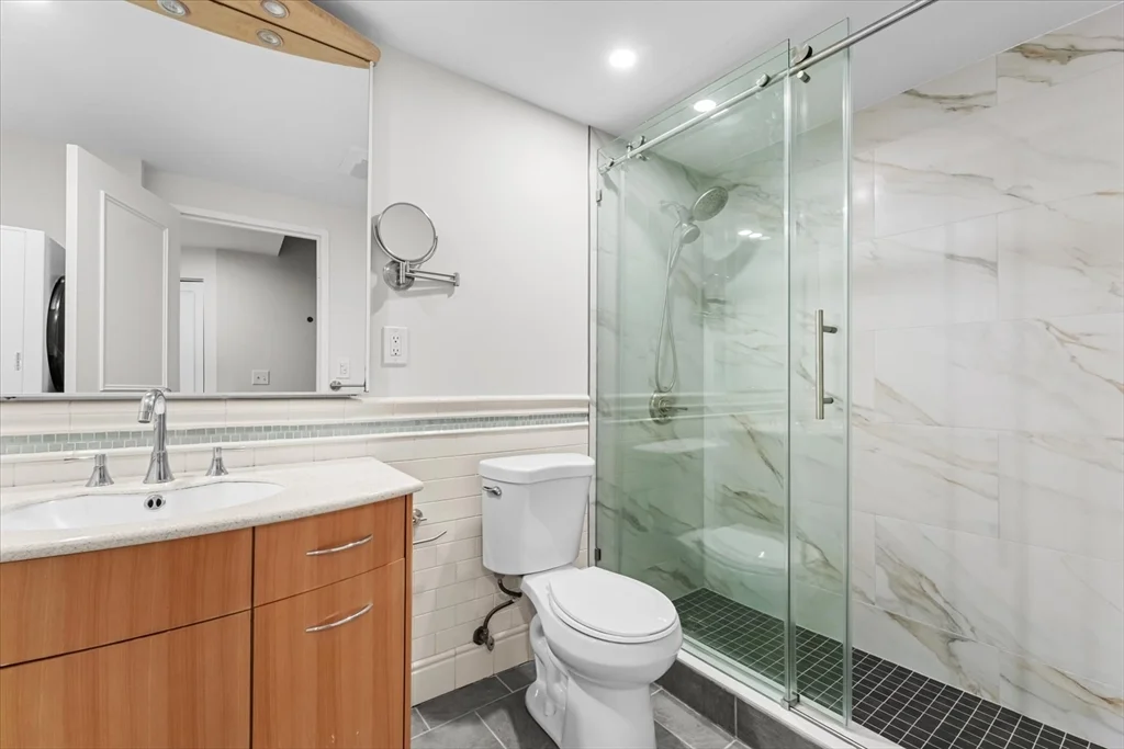 2 bed, 1 bath apartment for rent at 103 Gainsborough St Unit 102, Fenway — photo 26 of 35