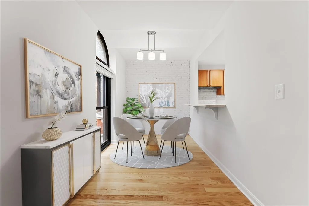 2 bed, 1 bath apartment for rent at 103 Gainsborough St Unit 102, Fenway — photo 3 of 35