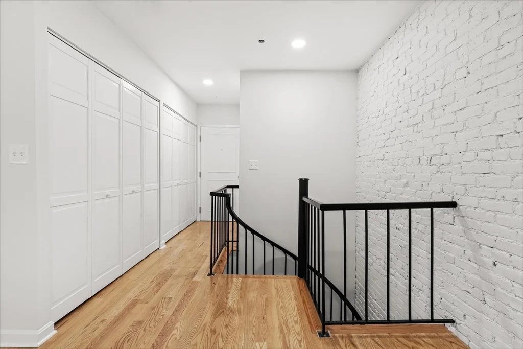 2 bed, 1 bath apartment for rent at 103 Gainsborough St Unit 102, Fenway — photo 22 of 35