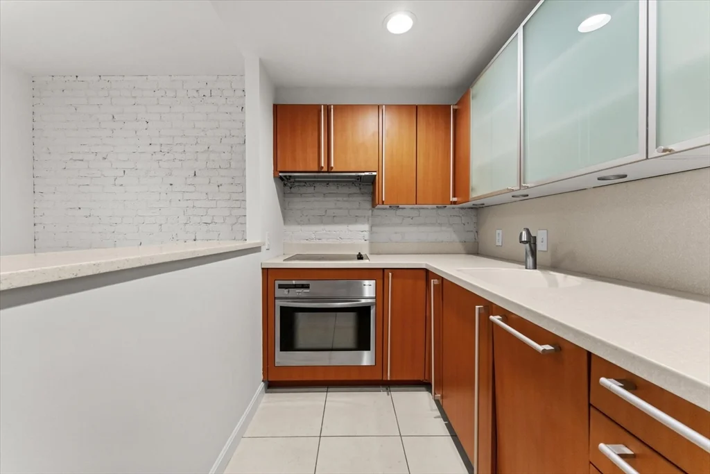 2 bed, 1 bath apartment for rent at 103 Gainsborough St Unit 102, Fenway — photo 17 of 35