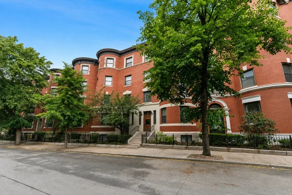 2 bed, 1 bath apartment for rent at 103 Gainsborough St Unit 102, Fenway — photo 35 of 35