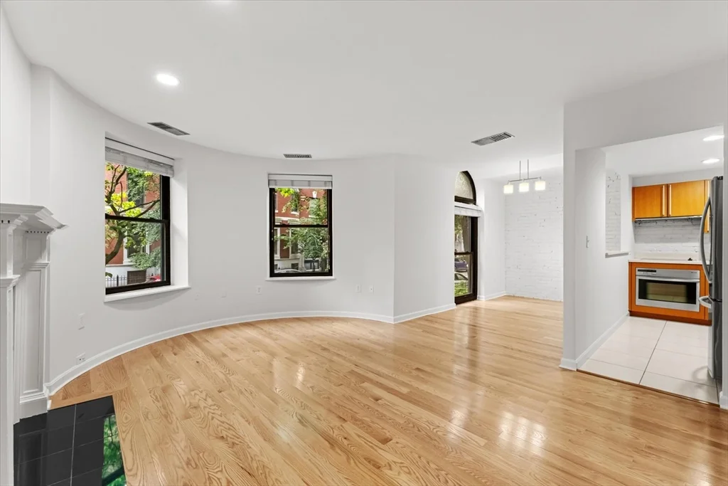 2 bed, 1 bath apartment for rent at 103 Gainsborough St Unit 102, Fenway — photo 9 of 35