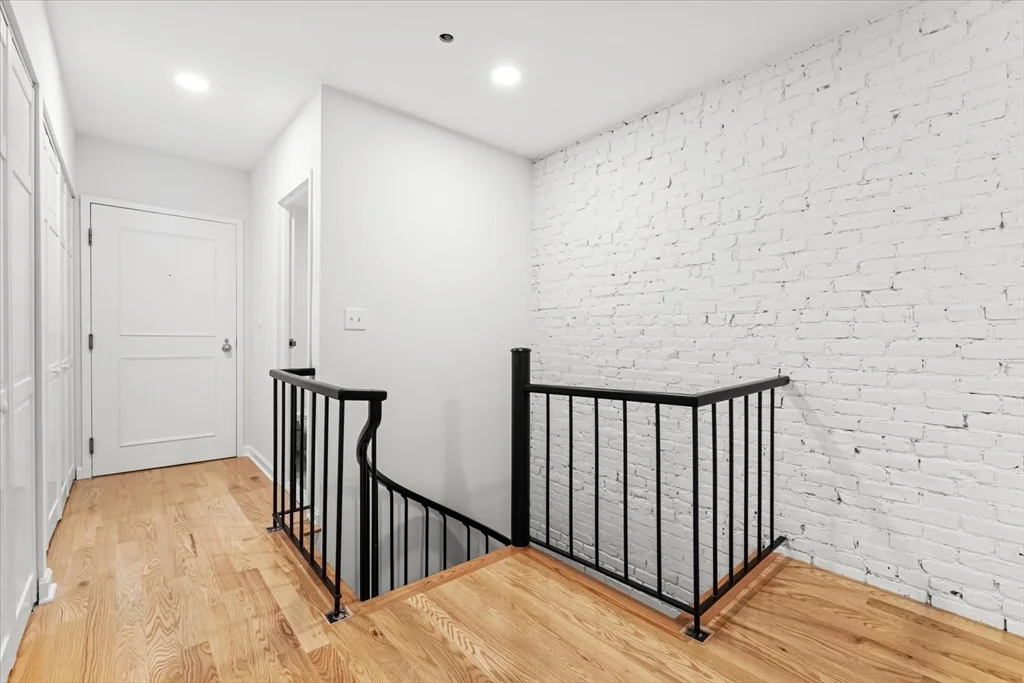 2 bed, 1 bath apartment for rent at 103 Gainsborough St Unit 102, Fenway — photo 21 of 35