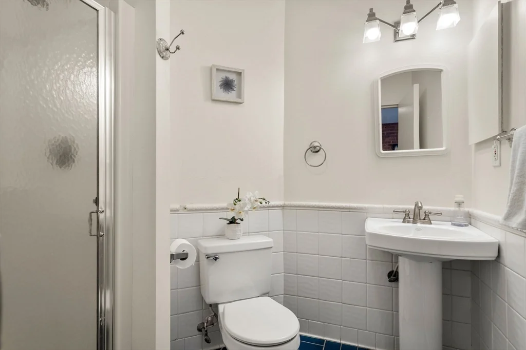 2 bed, 2 bath apartment for rent at 103 Gainsborough St Unit 108, Fenway — photo 14 of 22