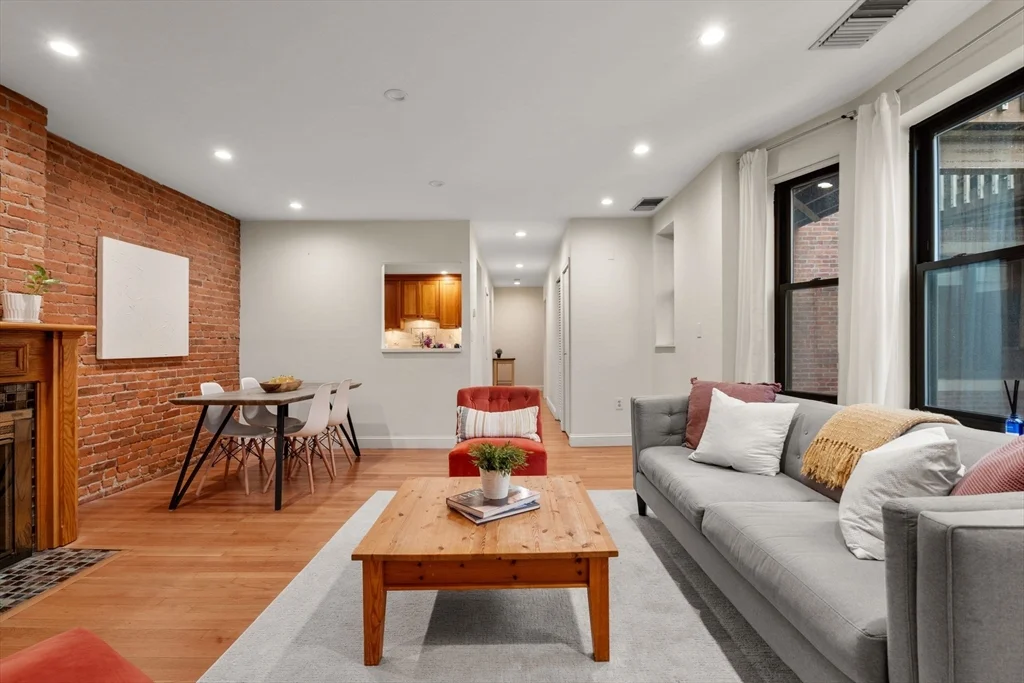 2 bed, 2 bath apartment for rent at 103 Gainsborough St Unit 108, Fenway — photo 5 of 22
