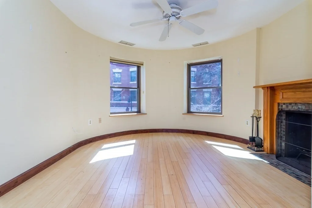 1 bed, 1 bath apartment for rent at 103 Gainsborough St Unit 203, Fenway — photo 3 of 9