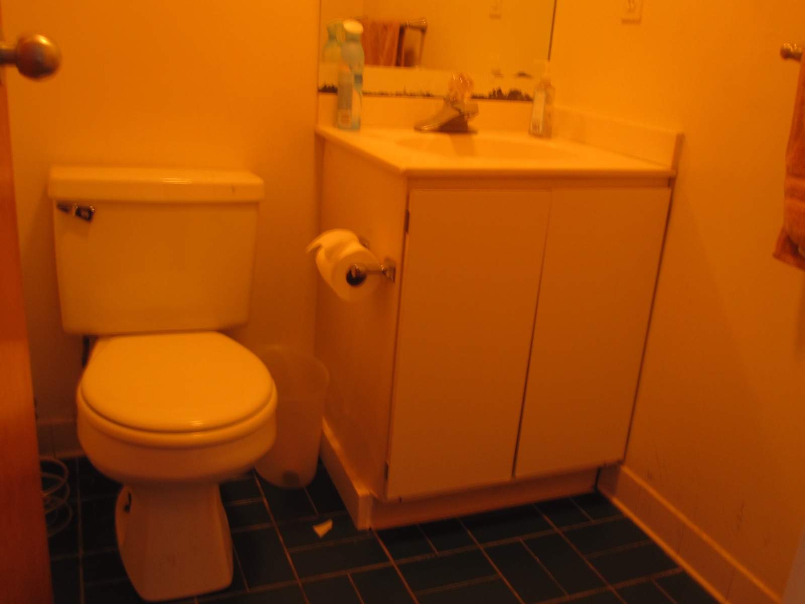 2 bed, 1.5 bath apartment for rent at 103 Gainsborough St Unit 403, Fenway — photo 6 of 6