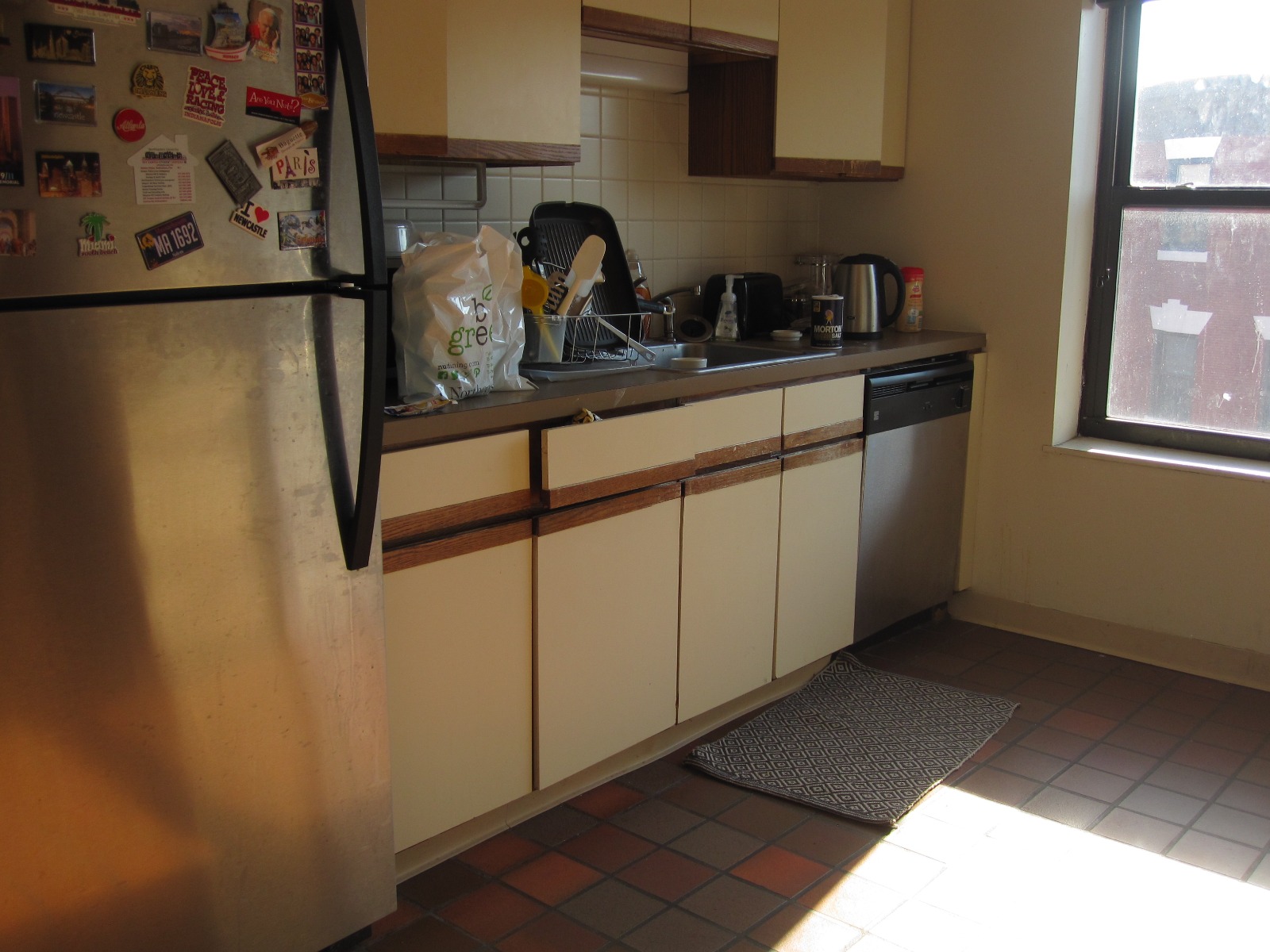 2 bed, 1.5 bath apartment for rent at 103 Gainsborough St Unit 403, Fenway — photo 2 of 6