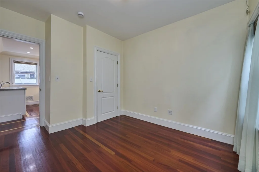 3 bed, 1 bath apartment for rent at 103 Grant St Unit 1, Winter Hill — photo 14 of 19