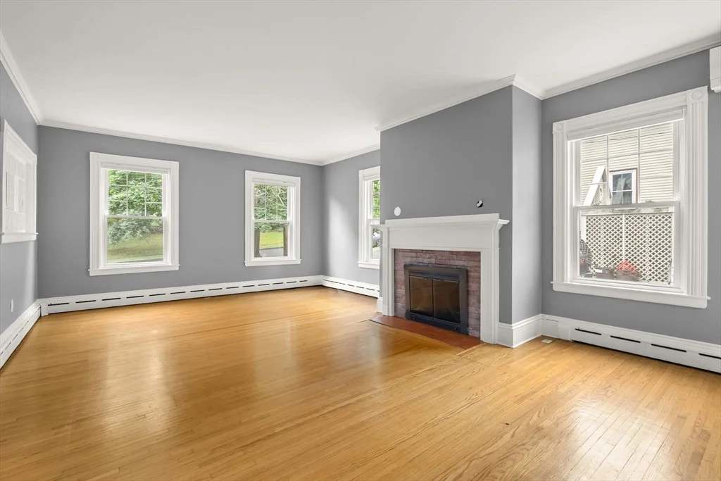 3 bed, 1 bath apartment for rent at 103 Hollis Ave, Braintree — photo 11 of 37