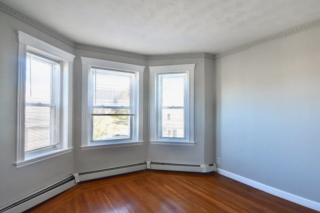 4 bed, 1 bath apartment for rent at 103 Homestead St Unit 2, Dorchester — photo 9 of 19