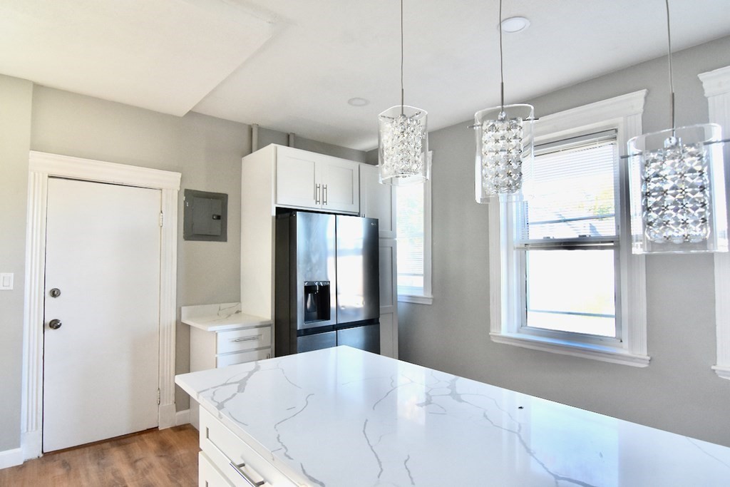 4 bed, 1 bath apartment for rent at 103 Homestead St Unit 2, Dorchester — photo 6 of 19