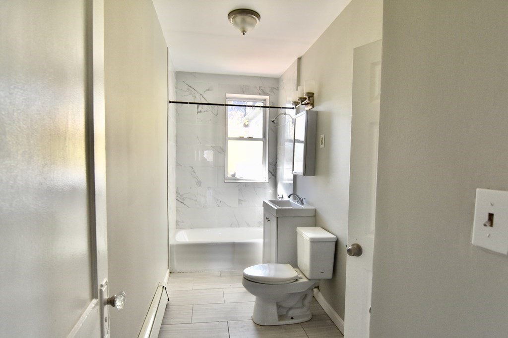 4 bed, 1 bath apartment for rent at 103 Homestead St Unit 2, Dorchester — photo 15 of 19