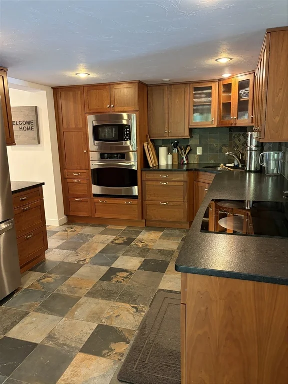 3 bed, 1 bath apartment for rent at 103 Kingland, Stow — photo 7 of 18