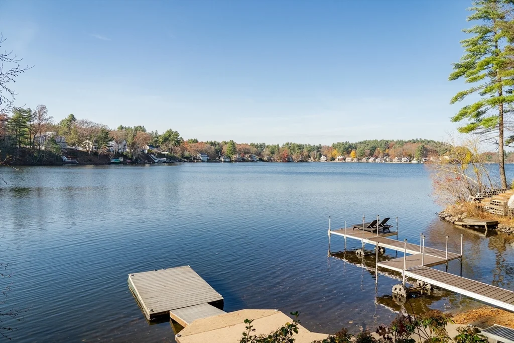 3 bed, 1 bath apartment for rent at 103 Kingland, Stow — photo 3 of 18