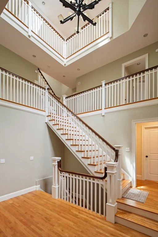 5 bed, 4+ bath apartment for rent at 103 Levbert Rd Unit 103, Oak Hill — photo 3 of 35