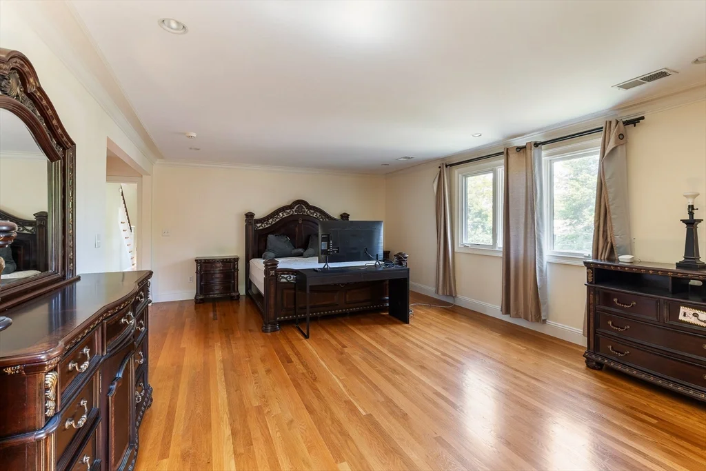 5 bed, 4+ bath apartment for rent at 103 Levbert Rd Unit 103, Oak Hill — photo 28 of 35