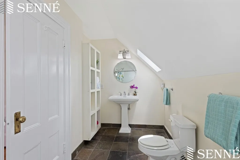 1 bed, 1 bath apartment for rent at 103 Liberty Ave Unit 5, Powder House Square — photo 8 of 19