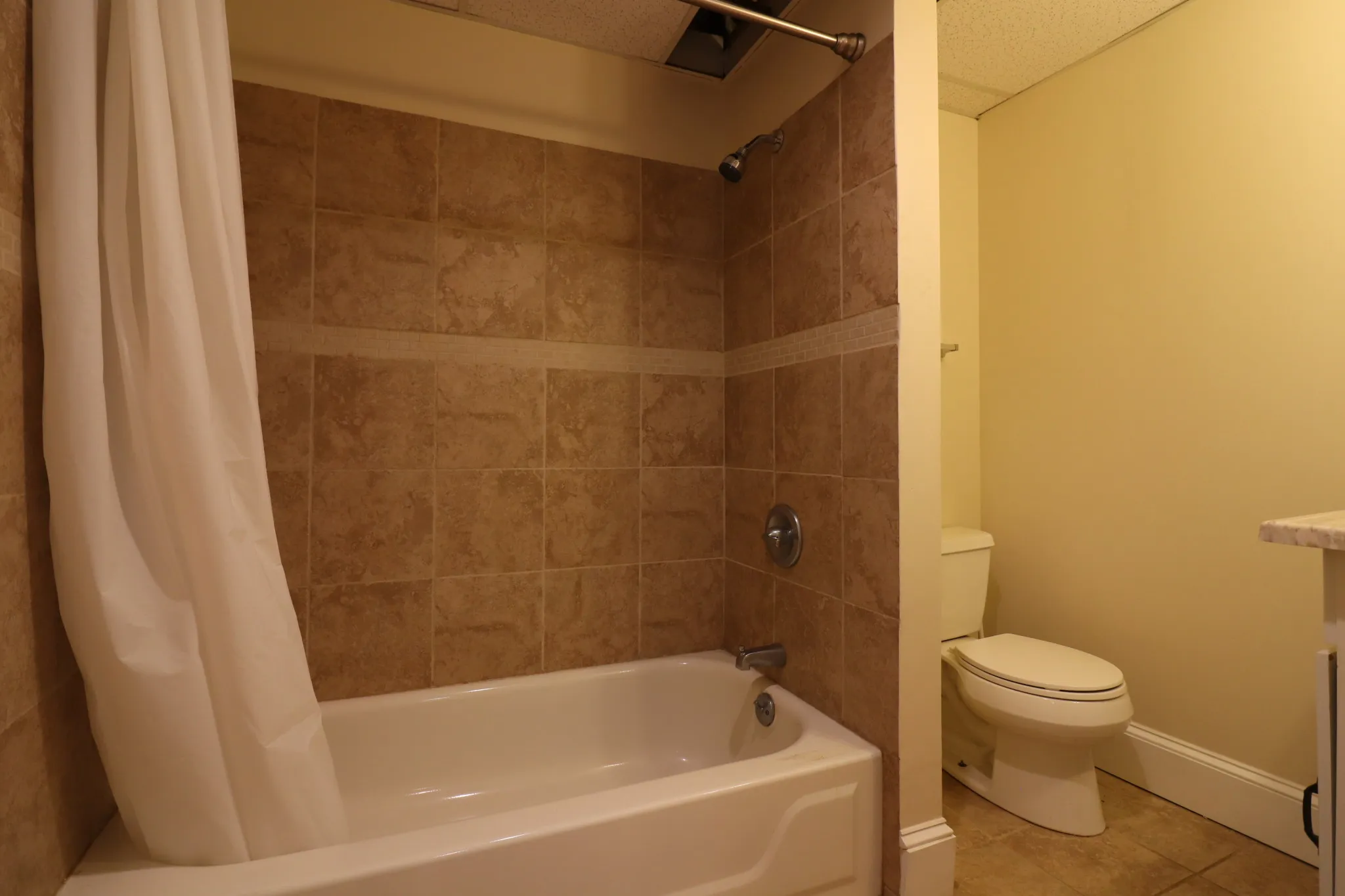 Studio bed, 1 bath apartment for rent at 103 Longwood Ave Unit B, Coolidge Corner — photo 9 of 10