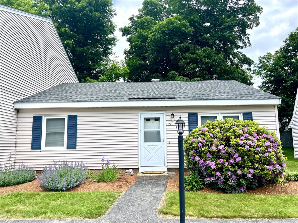 2 bed, 2 bath apartment for rent at 103 Main St Unit 19, Pepperell — photo 1 of 42
