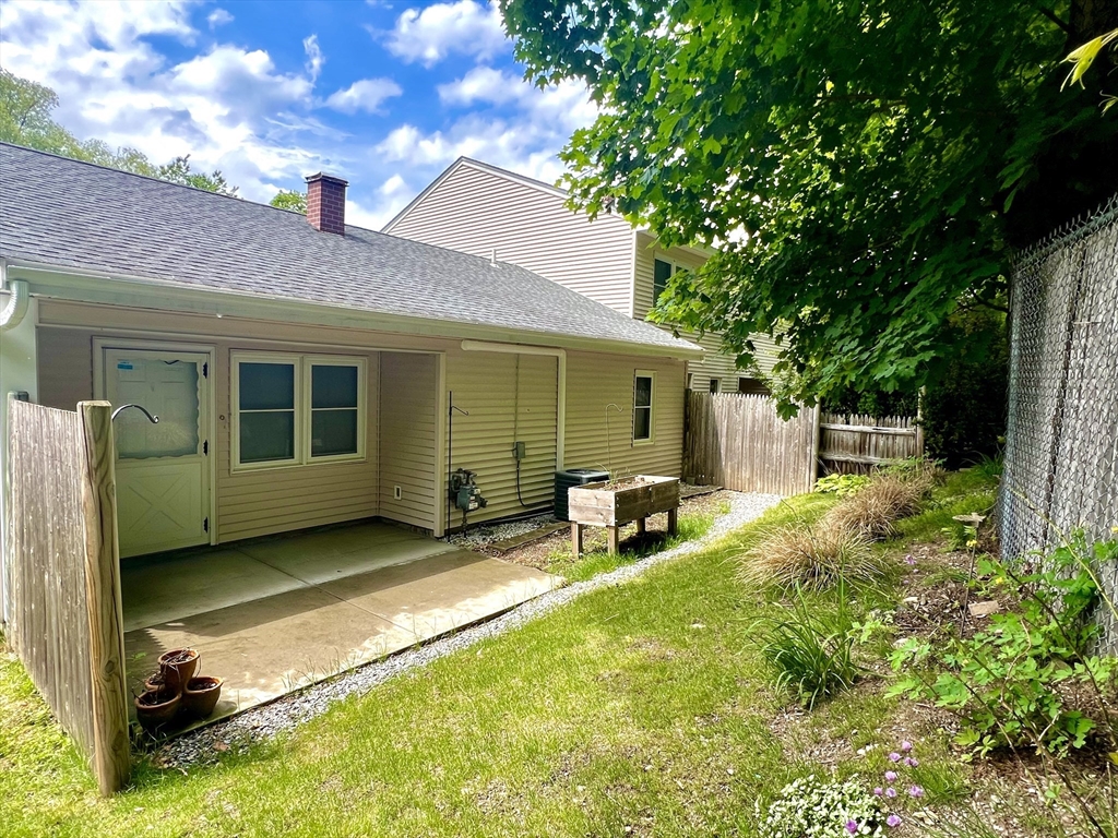 2 bed, 2 bath apartment for rent at 103 Main St Unit 19, Pepperell — photo 4 of 42