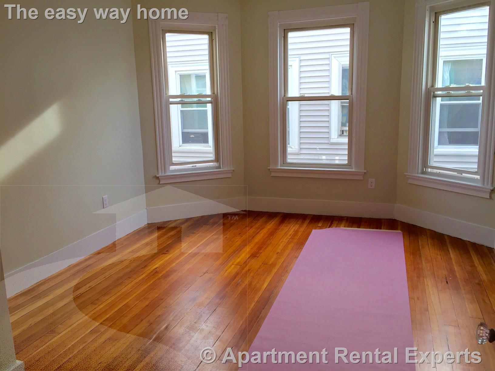 4 bed, 2 bath apartment for rent at 103 Marion St Unit 2, Inman Square — photo 4 of 10