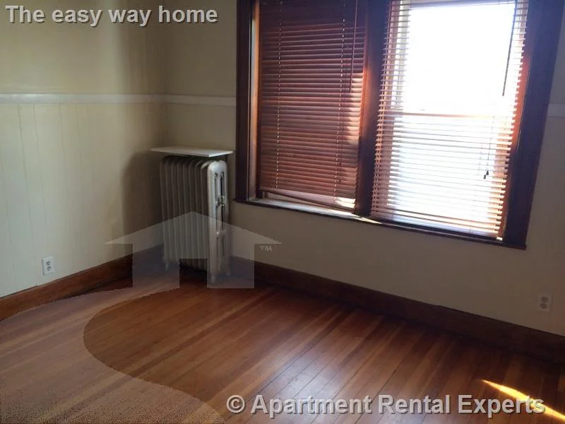 3 bed, 1 bath apartment for rent at 103 Norfolk St Unit 7, Central Square — photo 10 of 20