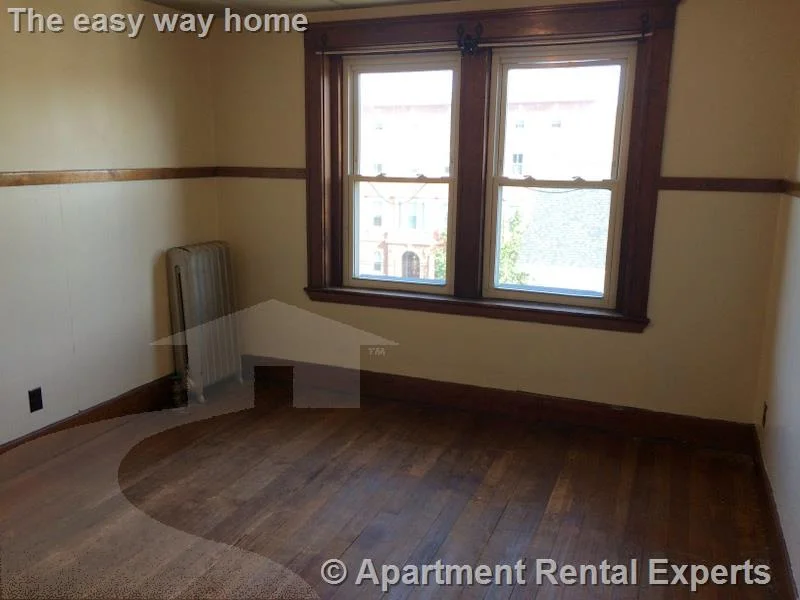 3 bed, 1 bath apartment for rent at 103 Norfolk St Unit 7, Central Square — photo 16 of 20