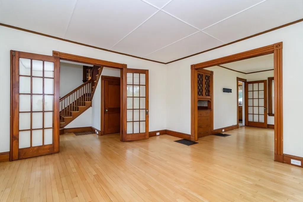3 bed, 2 bath apartment for rent at 103 North Ave Unit 103, Natick — photo 6 of 24