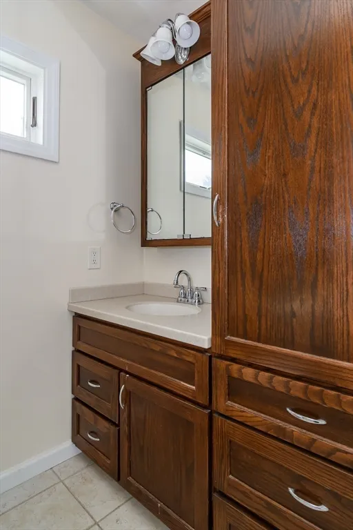 3 bed, 2 bath apartment for rent at 103 North Ave Unit 103, Natick — photo 19 of 24