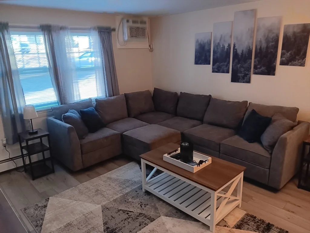 1 bed, 1 bath apartment for rent at 103 Oak St Unit A, Middleboro — photo 8 of 9